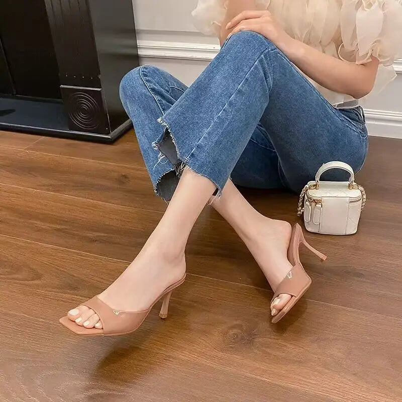 Sandalias de Tacón Nude - Mules con Punta Cuadrada 