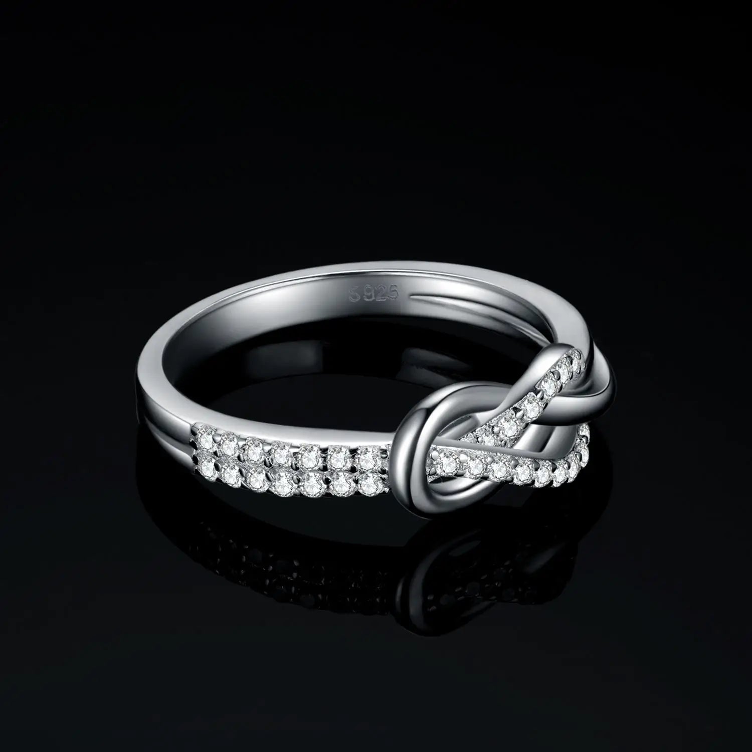 Anillo de diamantes con nudo - joyería elegante de plata 