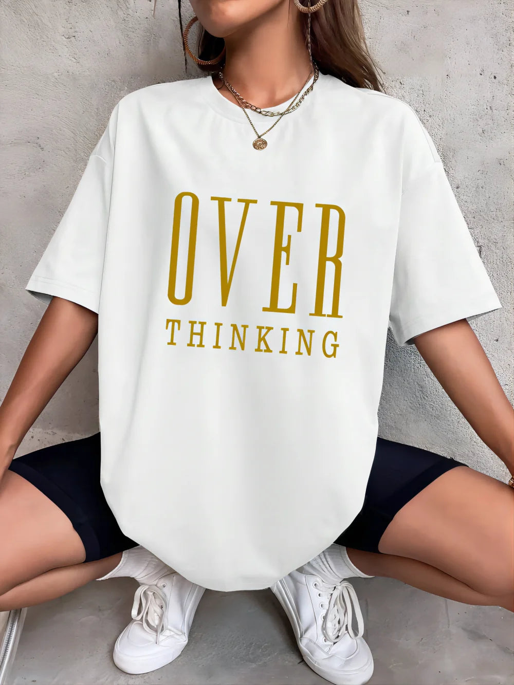 Camiseta oversize - ropa casual - camiseta gráfica 